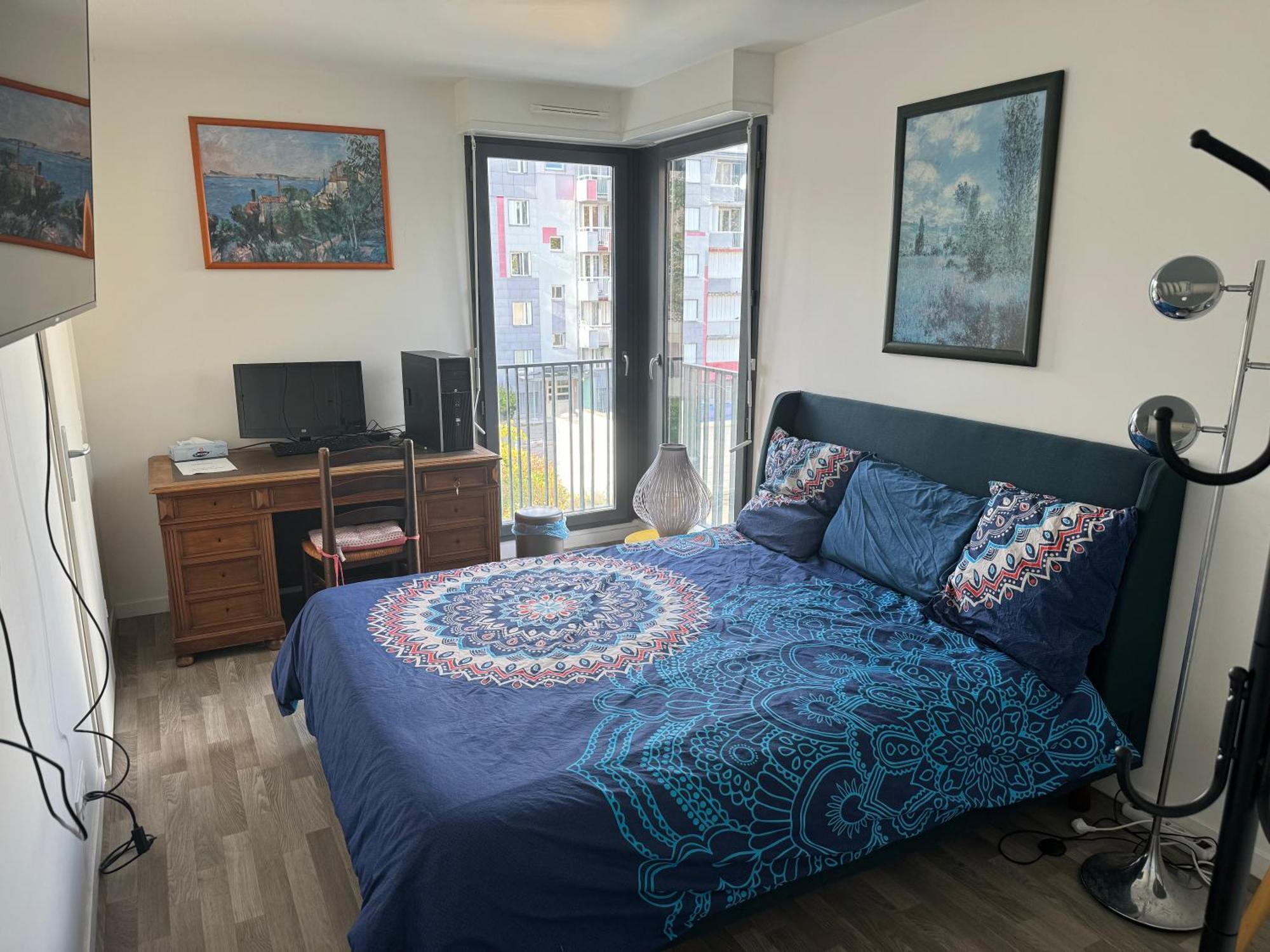 Grande Chambre 14 M2 Avec Salle De Bain Privative A Nanterre Prefecture Proche La Defense Arena Campus Sncf Et Paris Luaran gambar